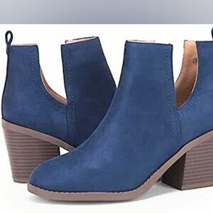 (62-4240) ZBY Women's Ankle Boot Sz 5